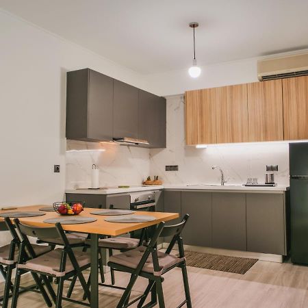 Chrilenia Apartments2 칼라마타 외부 사진
