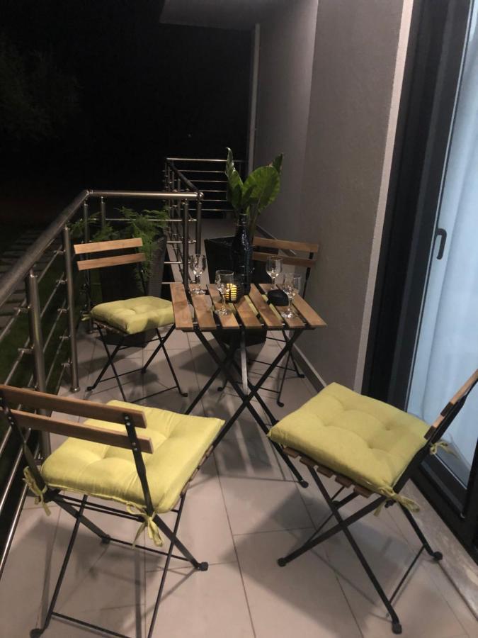 Chrilenia Apartments2 칼라마타 외부 사진