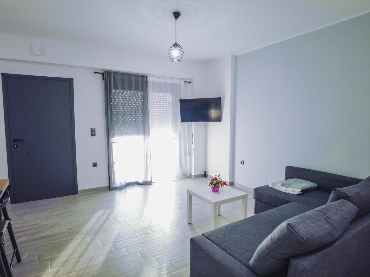 Chrilenia Apartments2 칼라마타 외부 사진